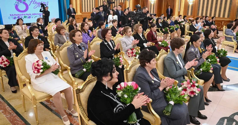 Қиындығы мен сын қатері қатар жүретін аса жауапты қызметтерде жұмыс істейтін нәзік жандылар аз емес Тоқаев