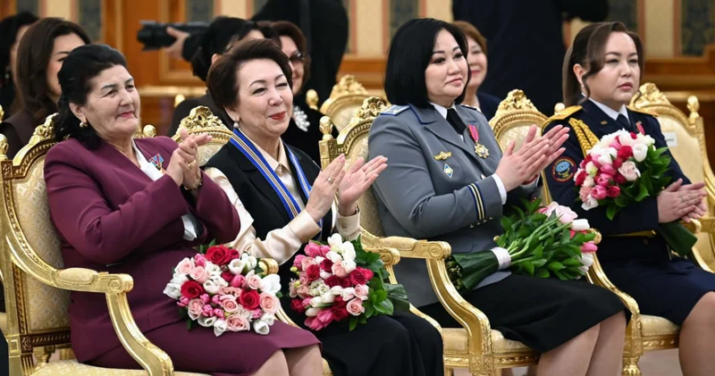 Әлемдегі ахуал ушығып тұрған уақытта жаңа Конституция Тәуелсіздігіміздің тұғырын нығайтады Тоқаев