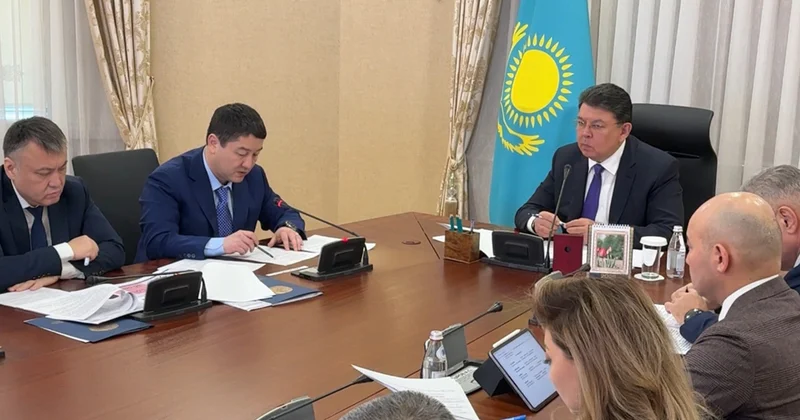Бозымбаев Маңғыстауда аквашаруашылық пен құбыр өнеркәсібін дамыту жөнінде тапсырма берді
