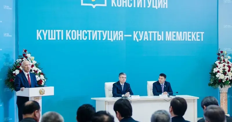 Күшті Конституция күшті мемлекет : Атырау облысының әкімі аймақ жұртшылығымен кездесті