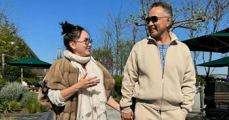 Я все это старался сделать для нее : Турсен и Баян Алагузовы провели рум тур по новому дому