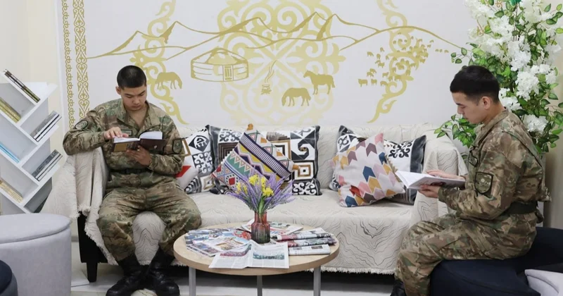 Ұлттық ұланда BOOKGUARD әдеби челленджі басталды