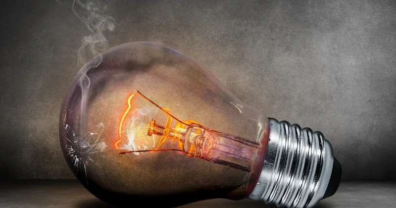 В Алматы и Алматинской области несколько дней будут отключать электроэнергию: график и адреса