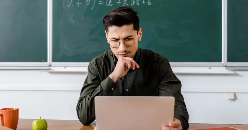 Жительницу Тараза, назвавшую учителя коррупционером, оштрафовали за клевету