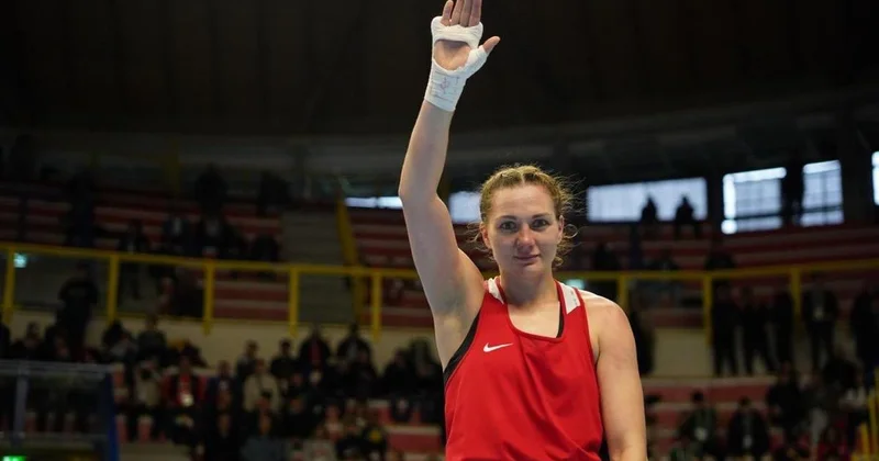 Казахстанская спорстменка Валентина Хальзова завоевала бронзу чемпионата Азии по боксу