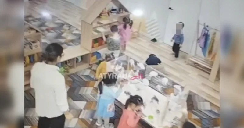 Стеллаж рухнул на детей в детском саду Атырау (ВИДЕО)