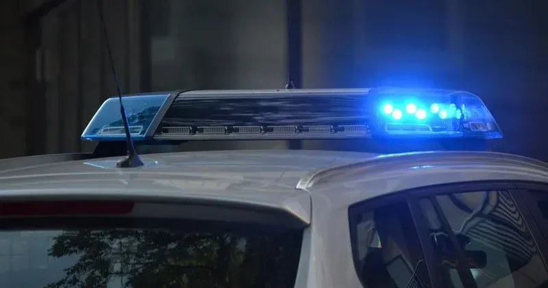 Алматыда өткен түнгі рейд барысында ондаған жасөспірім полицияға жеткізілді