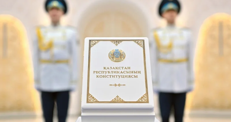 Тоқаев жаңа Конституция қандай жолды ашатынын түсіндірді
