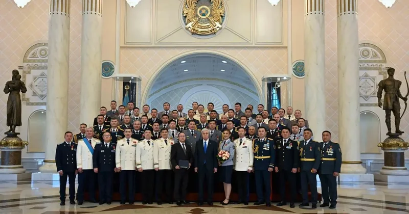 Токаев присвоил генеральские звания