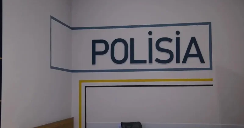 В Астане двое молодых людей сняли видео в туалете парка и попали под суд
