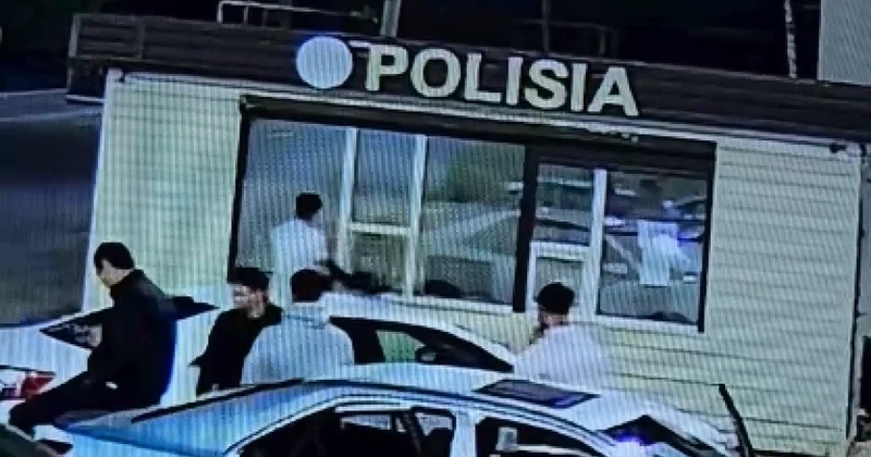 Полицейский пост разбил житель Жамбылской области (ВИДЕО)