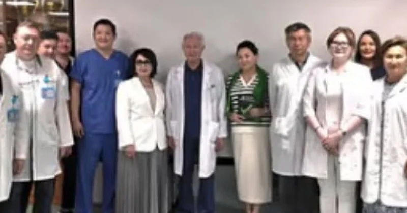 Кандидаты Байтақ встретились с коллективом Национального научного медицинского центра