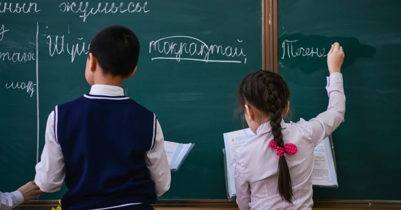 Дәрігерлер ата аналарға мектеп формасын таңдаудағы қателіктерді ескертті