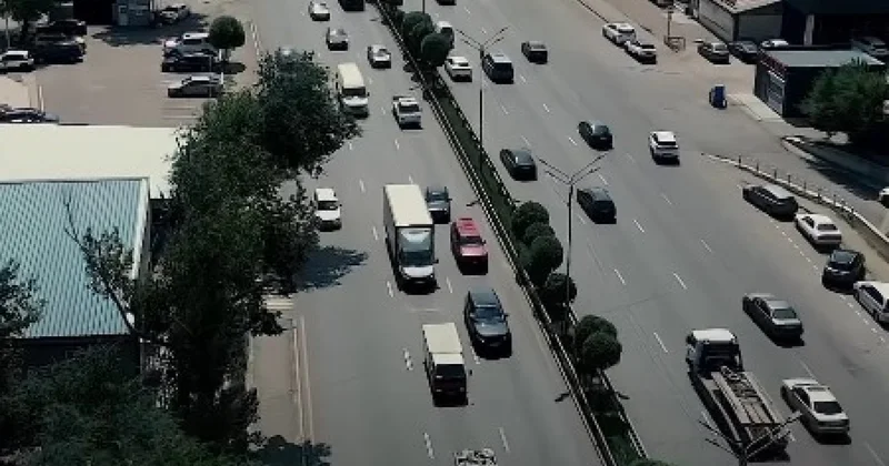 Саин бойымен қай жерде 60 пен жүру керек және жылдамдық шектеуі неліктен өзгертілді, Алматы әкімдігі түсіндірді