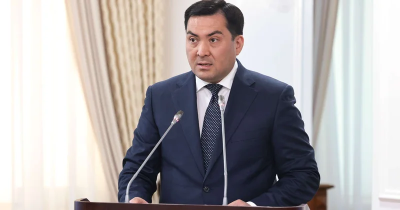 Ерлан Аккенженов поздравил нефтяников с профессиональным праздником