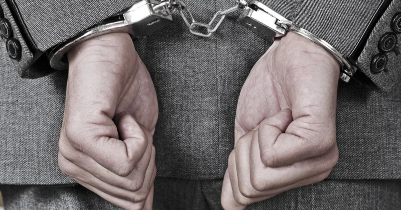 Экс сотрудника Правительства для граждан осудили за незаконную добычу золота в ВКО