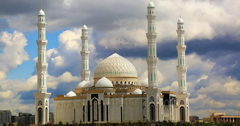 Опубликован календарь мусульманских праздников в Казахстане на 2026 год