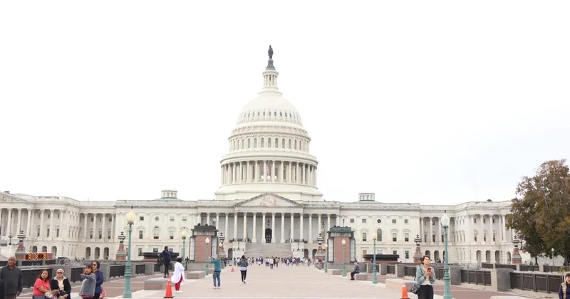 Конгрестің екі палатасы Джексон Вэник заңының күшін жою туралы заң жобаларын енгізді