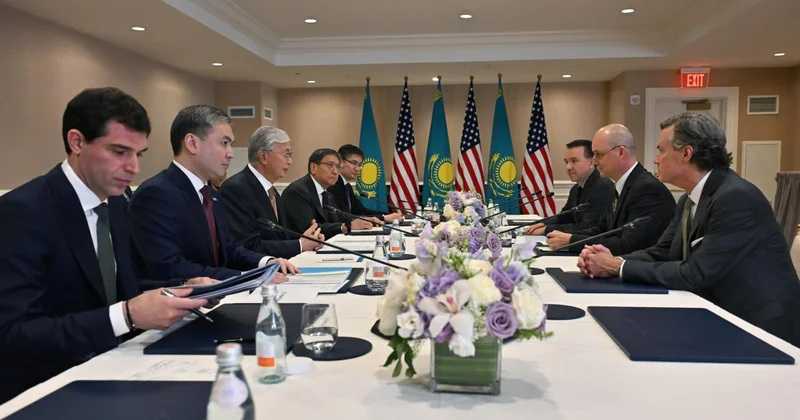 Қ. Тоқаев John Deere компаниясының ТМД және Орталық Азия елдері бойынша басшысымен кездесті