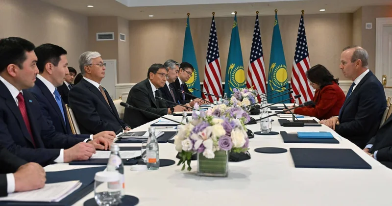 Президент Казахстана принял главу СД Chevron Майкла Уирта