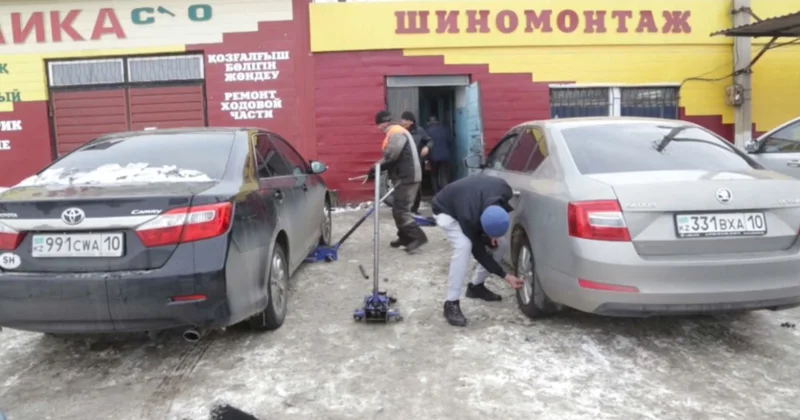 Астанада доңғалақ жөндеушілерге дамыл жоқ