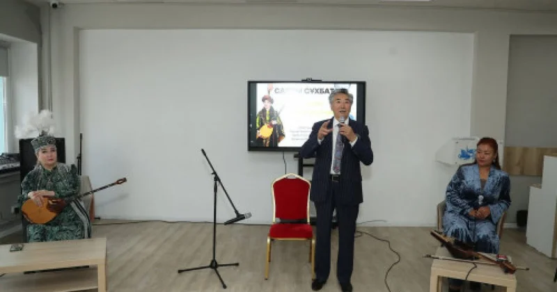 Көркем өнер көгершіндері