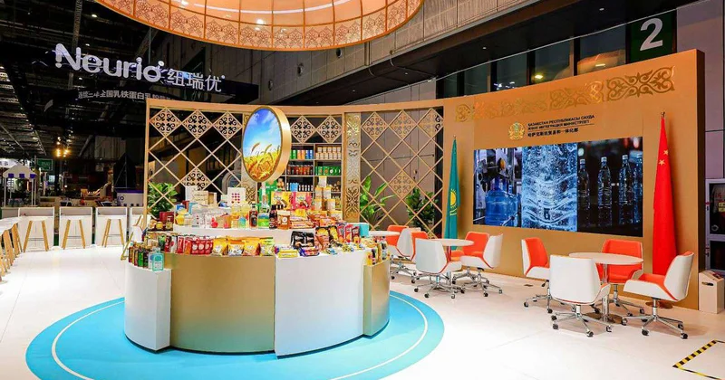 Более ста казахстанских производителей участвуют в Шанхайской выставке товаров