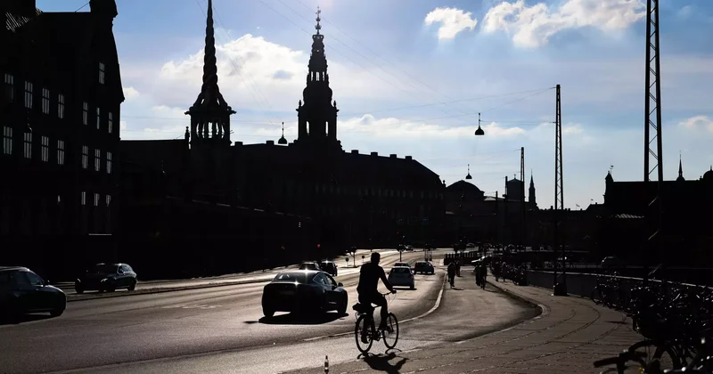 Дания Украинаға бір миллиард еуродан астам әскери көмек бөлді