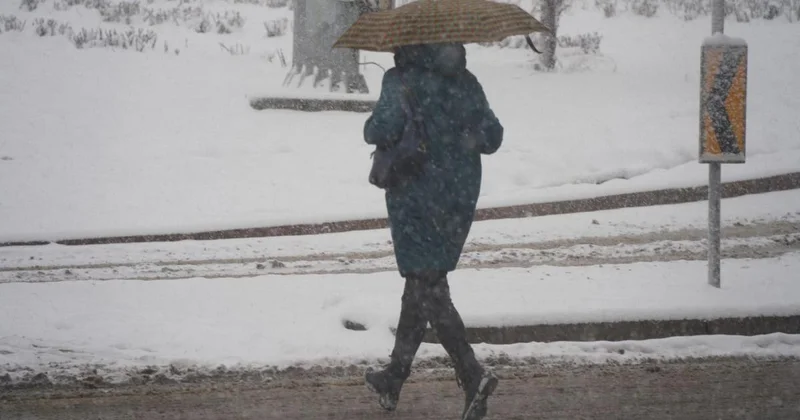 Снег, туман и гололед: непогода накроет большую часть Казахстана