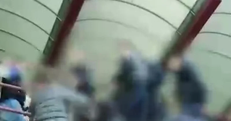 “Интер“ мен “Қайрат“ арасындағы матчте жанкүйерлер төбелесі видеоға түсіп қалды