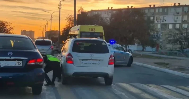 Құлсарыда балалы әйелді көлік қағып кеткен