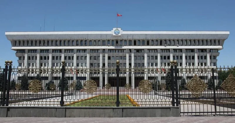 Қырғызстанға кіру ережесі өзгерді: біздің елдің тұрғындары нені ескеру керек?