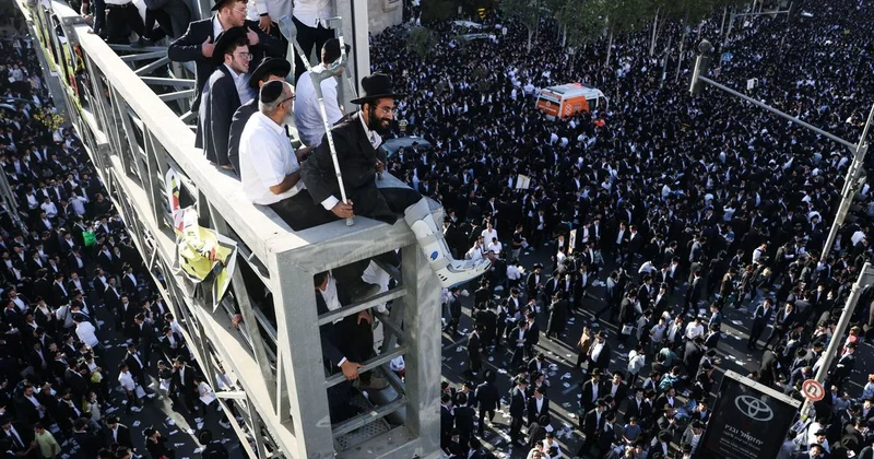 Нужно ли призывать ультраортодоксальных евреев в армию? Споры об этом грозят Израилю серьезным кризисом