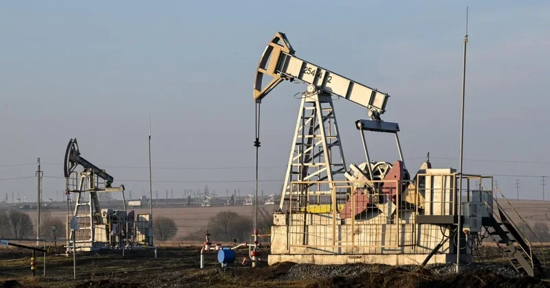 Казахстан не видит предпосылок для отказа от транзита нефти, заявил Даурен Абаев