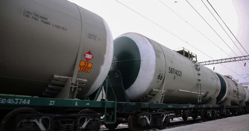 Более 1 300 поездов прошли по вторым путям Достык Мойынты