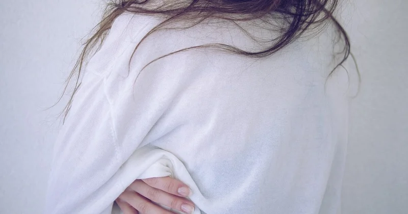 Тесная одежда вредна: что происходит с телом при сдавливании