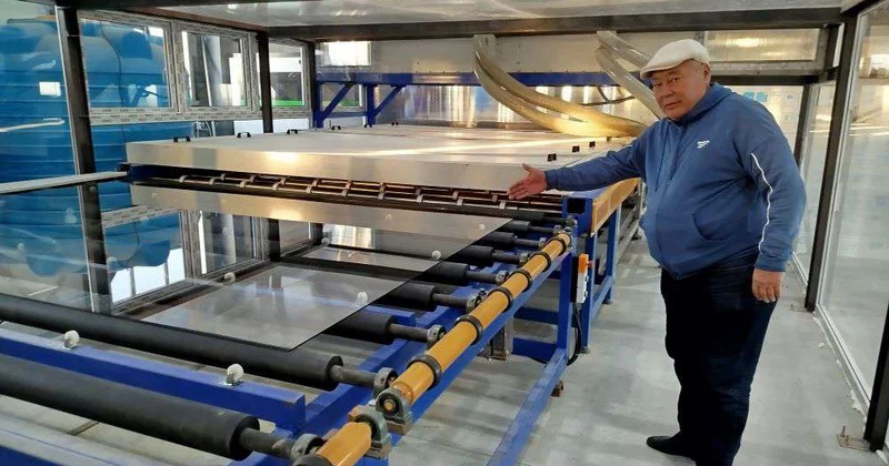 В Приаралье приступили к выпуску зеркал