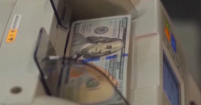 Доллар арзандап, теңге нығайды