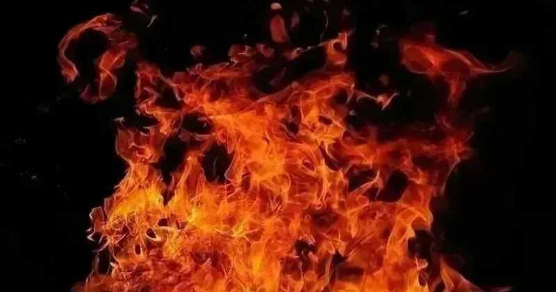 Қарағандыда 12 қабатты тұрғын үйде өрт болып, ер адам көз жұмды