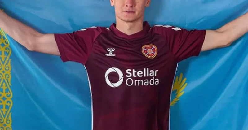 Британский клуб объявил о трансфере футболиста сборной Казахстана