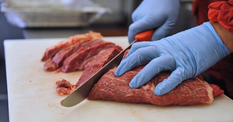 Ограничения на вывоз говядины: в Минсельхозе объяснили причины
