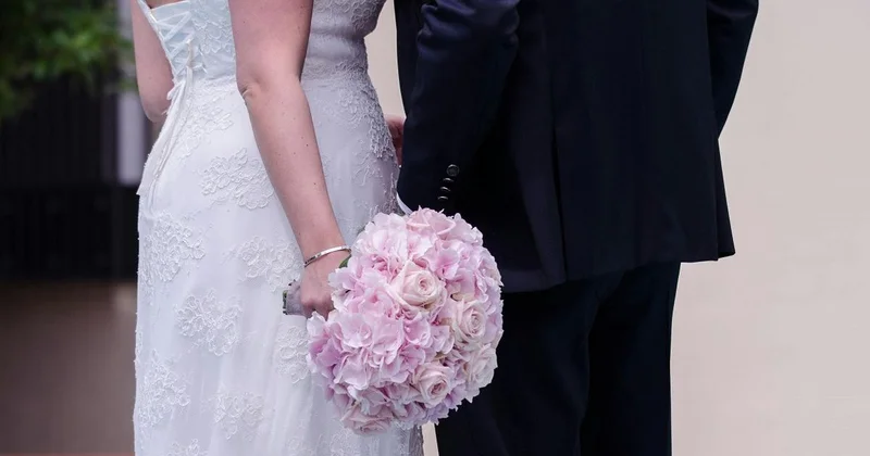 Усиливает права женщин : министр о новой норме в Конституции, касающейся брака