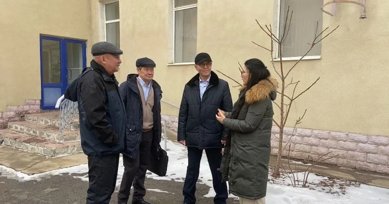 Атырауда Конституциядағы тіл нормасын қайта қарау ұсынылды