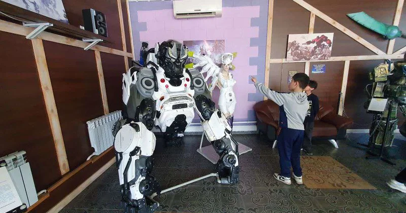 В Алматы открылся уникальный Музей роботов
