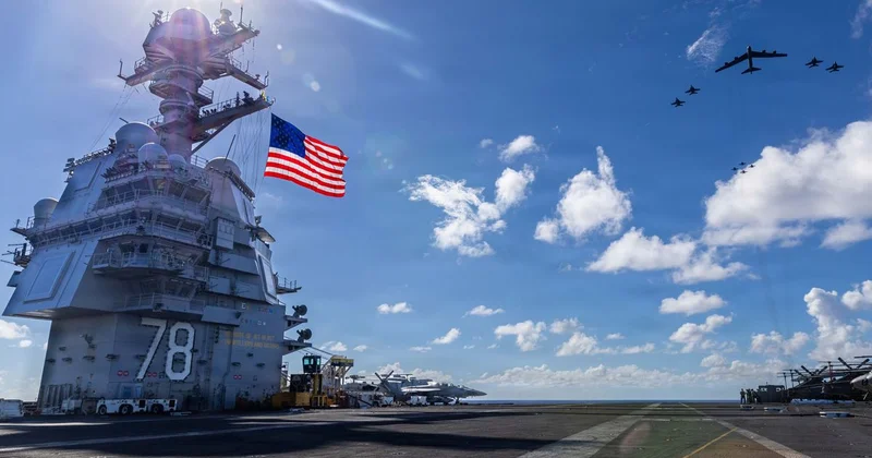 США решили направить на Ближний Восток еще один авианосец