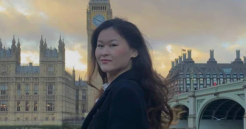 Amazon да жұмыс істейді