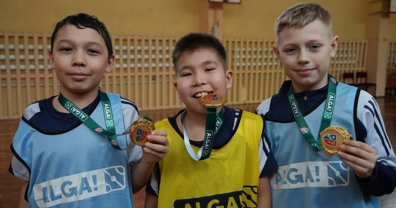 Футбол захватывает детство