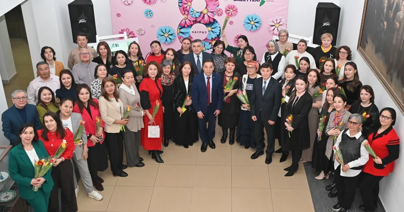 Серіктестік сұлуларына ілтипат