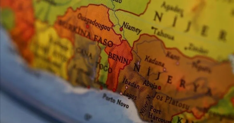 Бенинде террористік шабуыл салдарынан 15 әскери қызметкер қаза тапты