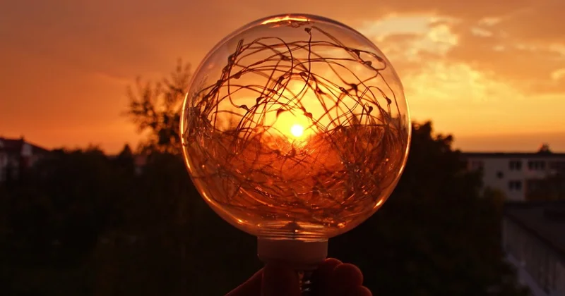 Ремонт на электросетях: где и когда отключат свет в Алматы